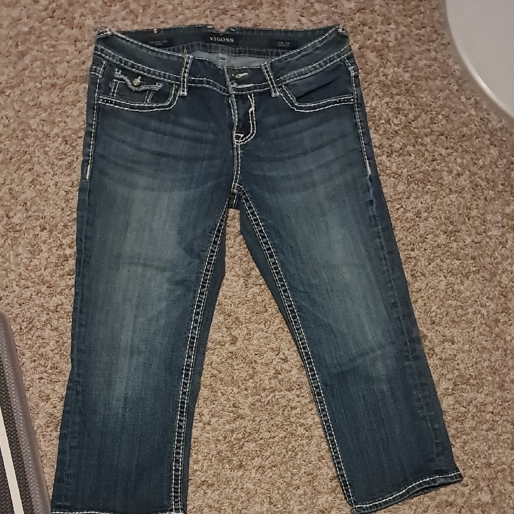 (9) Vigoss Women's Dark Blue Capri Jeans